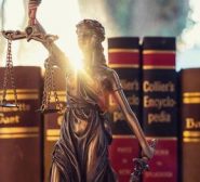 Anfechtung des Tarifvertrags durch den Richter