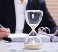 Beginn der Frist zur Anfechtung vom Tarifvertrag
