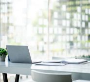 Das unerlaubte Entfernen vom Arbeitsplatz gilt als Kündigung