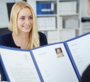 Rückzahlungsklausel und Vermittlungskosten